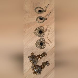 Elegant Gold Heart Earrings with Black Accents